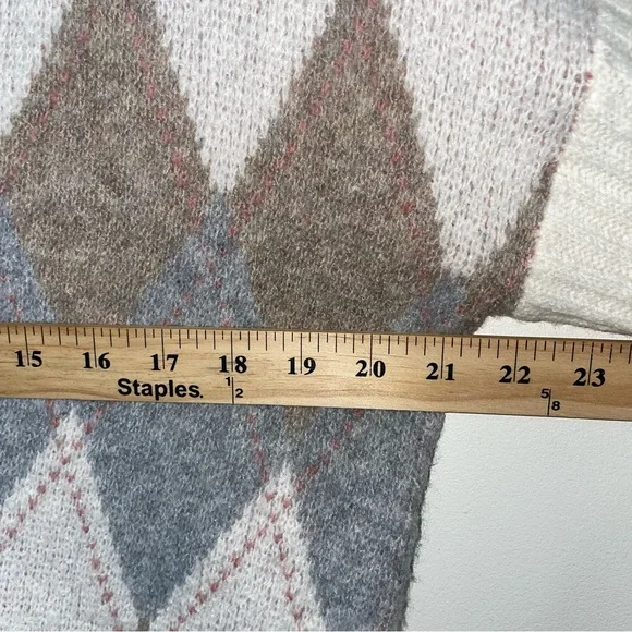 Rachel Zoe Academia Argyle Preppy Cardigan Sweater Size S Neutral Long Sleeve - Picture 8 of 12